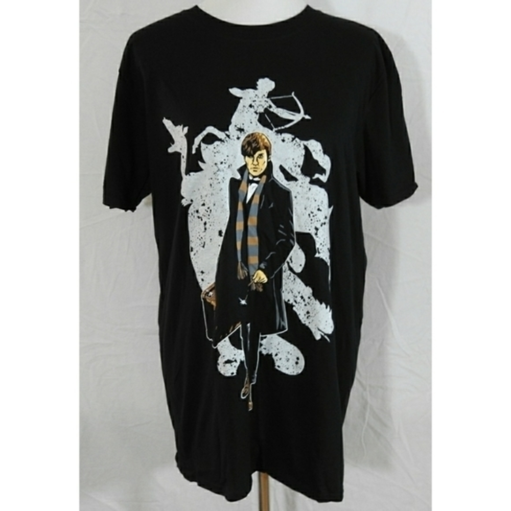 Newt Scamander Gildan‎ Short Sleeve Shirt Large